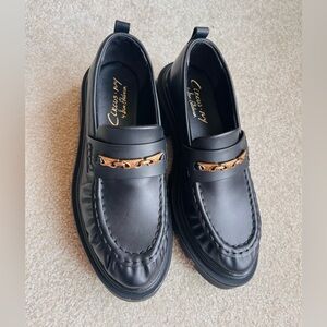 Circus NY by Sam Edelman Leather Loafers
Size 8